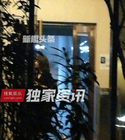 胡歌神秘女是谁 胡歌与神秘女家中夜会5小时