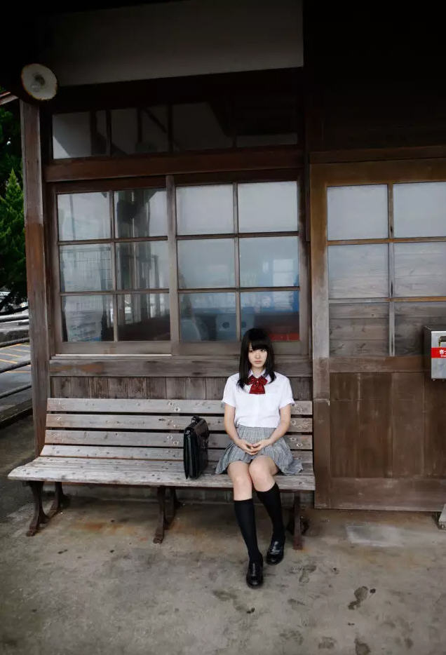 铃木爱理户外唯美小清新写真欣赏