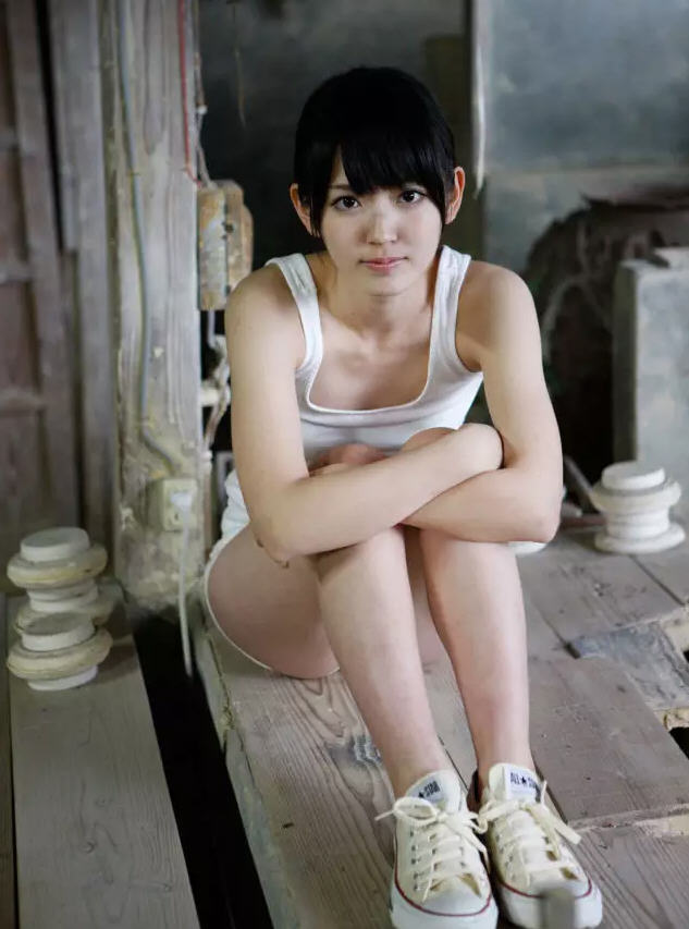 铃木爱理户外唯美小清新写真欣赏