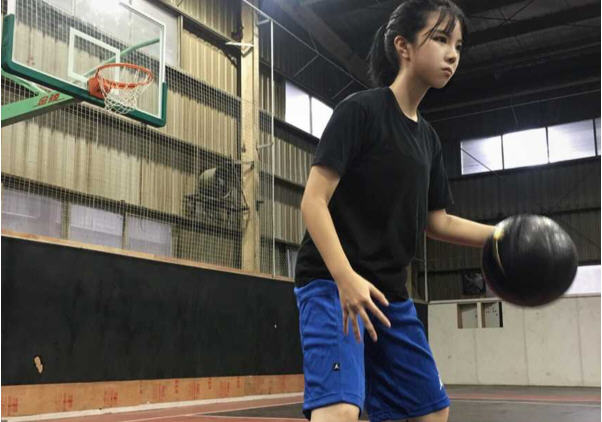 梦中的篮球女神是这样的吗？