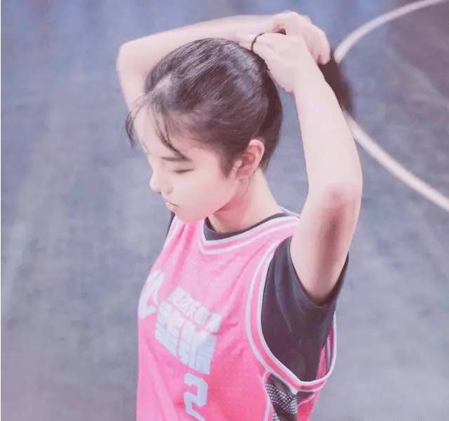 梦中的篮球女神是这样的吗？